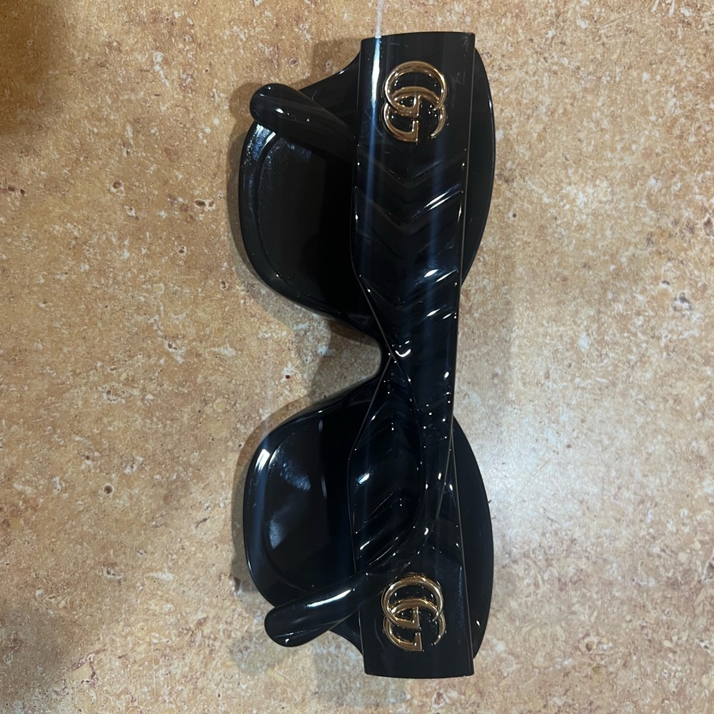 GG0808S Gucci sunglasses
